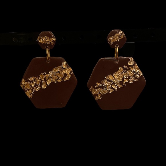 brown hexagon clay dangle earrings - Picture 1 of 2